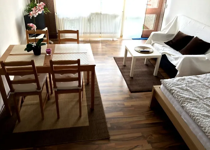 Sunshine Apartment *